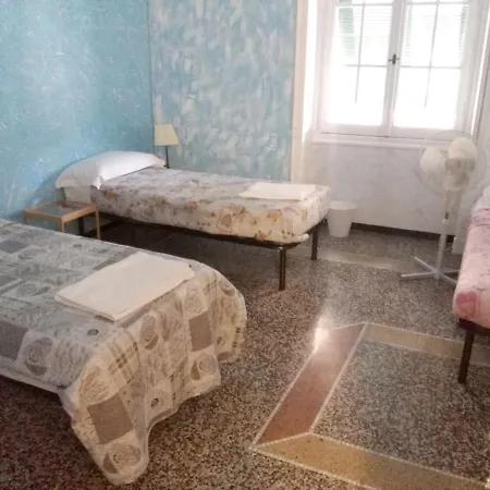 Apartment With 5 Bedrooms In With Wonderful City View And Wifi *